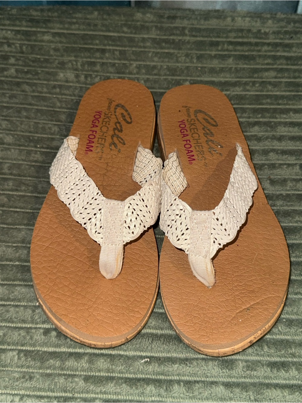 Skechers Women's Beige Crochet Strap Cork-Effect Flip Flops - Picture 2 of 3